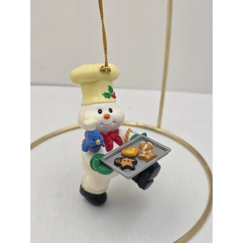 VTG 1997 Mistletoe Magic Snowman Baker Christmas Ornament Cookies‎ Bird 3.5